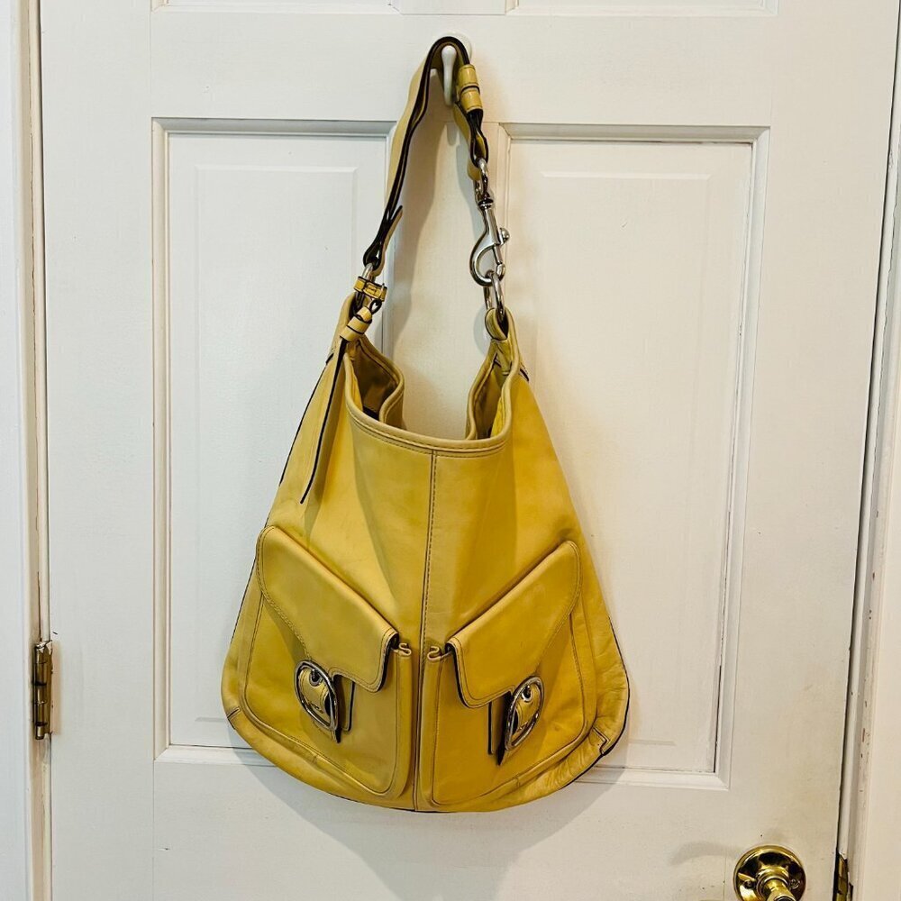 Authentic Vintage Y2K 2000 Hobo Coach Yellow Leather Shoulder Bag M0893-F13356 - Picture 6 of 16
